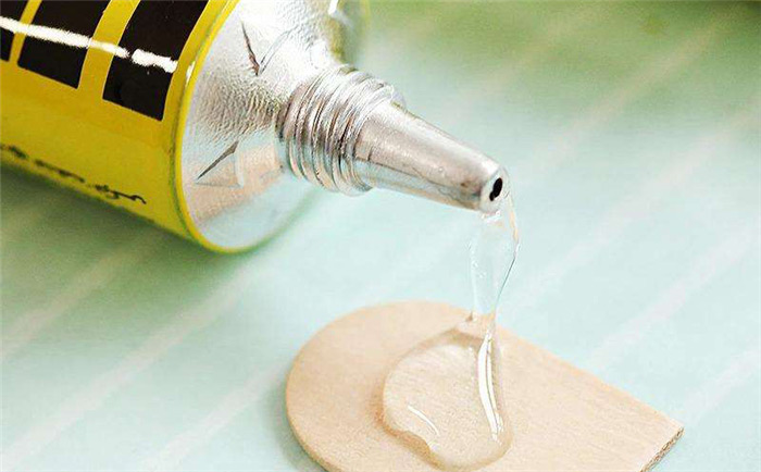 (圖:粘合劑消泡劑運(yùn)用)