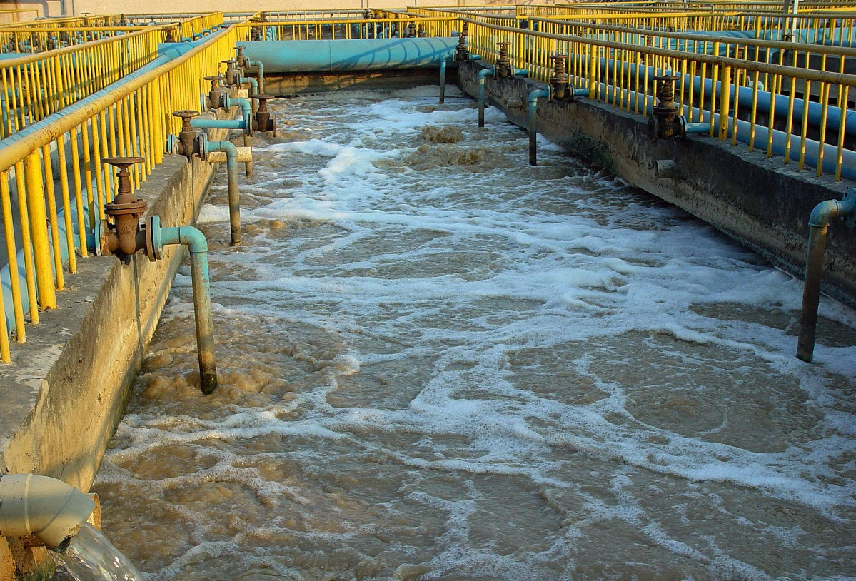 （圖：南輝陽離子污水處理消泡劑應(yīng)用）